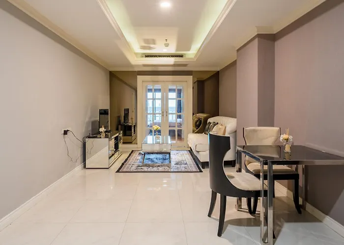 Апартаменты State Tower High Floor View Lovely Unit *